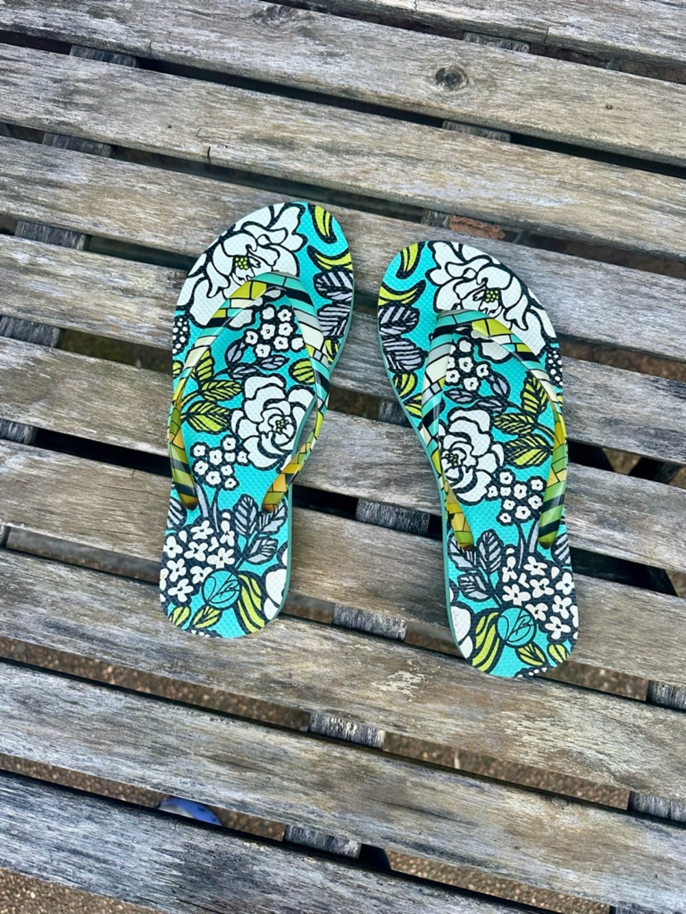 Vera Bradley Floral Teal Flip Flops - Comfortable Summer Sandals